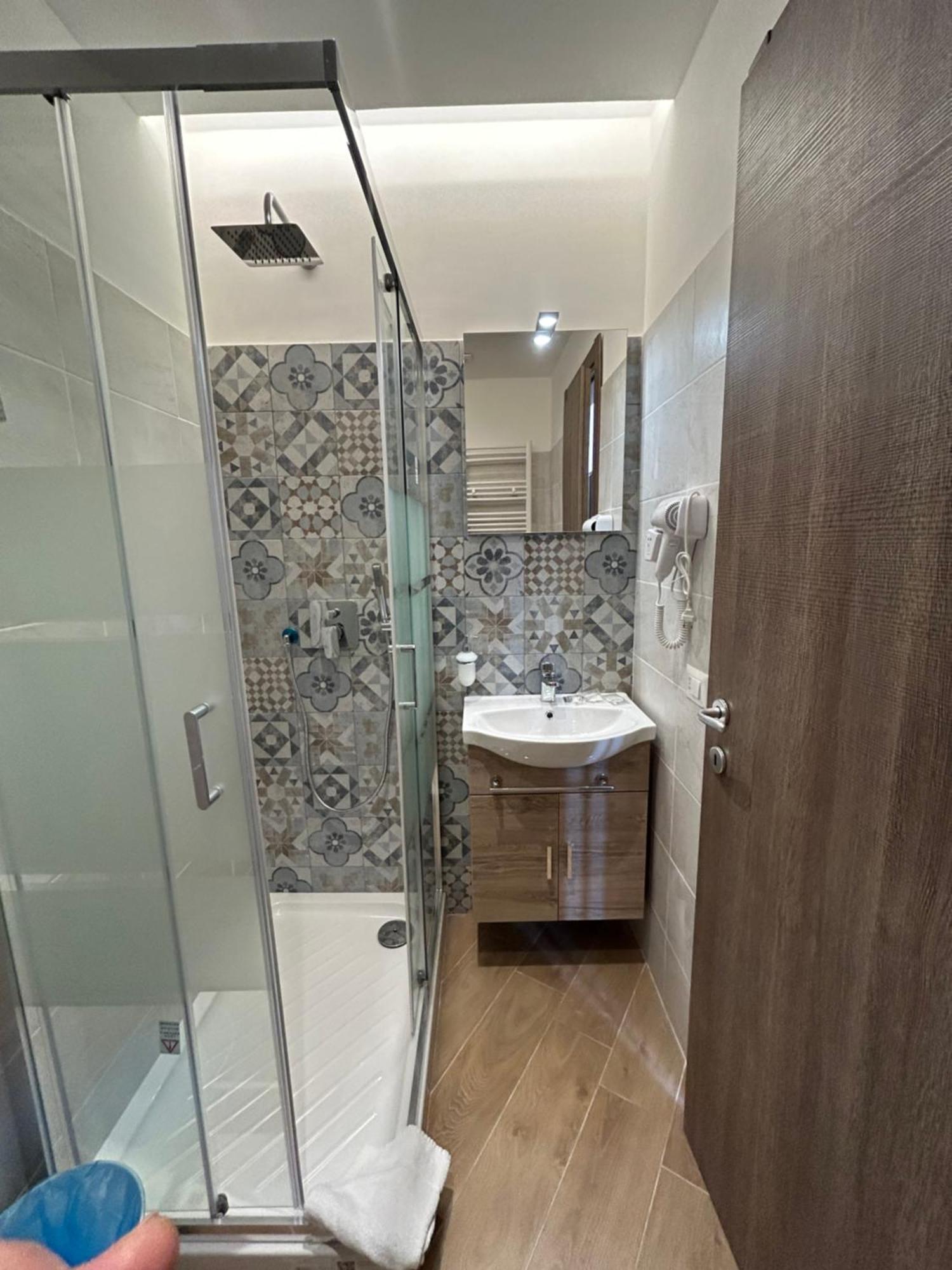 Grimaldi Comfort Guest House Екстер'єр фото